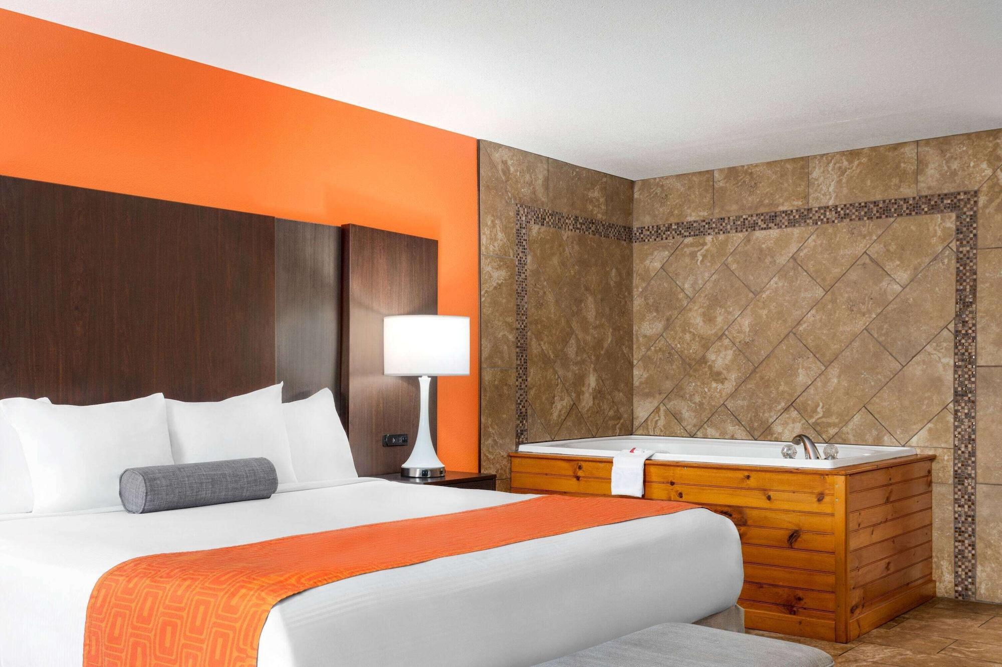 Howard Johnson By Wyndham Pigeon Forge Exterior photo